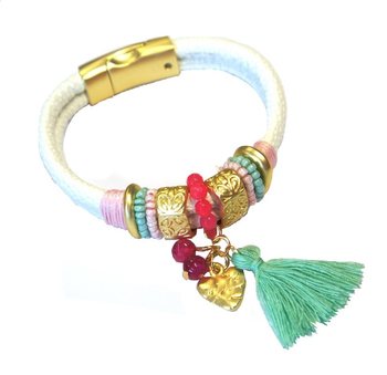 สร้อยข้อมือสไตล์อิบิซา สีขาว พร้อมพู่และจี้หัวใจ (1 ชิ้น)