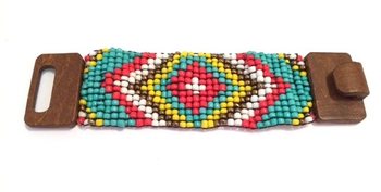 สร้อยข้อมือ Ibiza Aztec ตัวล็อกไม้ สีเหลือง (1 ชิ้น)