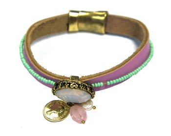 สร้อยข้อมือสีม่วง (1 ชิ้น)
