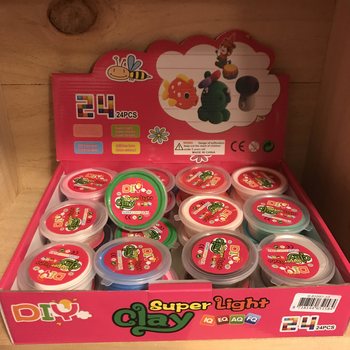 ดินเบา Super Light ในชั้นโชว์ (24 ชิ้น)