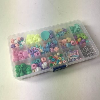 ชุดลูกปัดในกล่องเก็บของ - คละสี (12 ชิ้น)