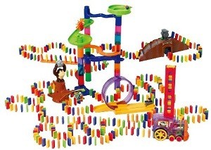 PlayGo ชุดของเล่นโดมิโนดีลักซ์ พร้อมรถไฟวางโดมิโน - 500 ชิ้น