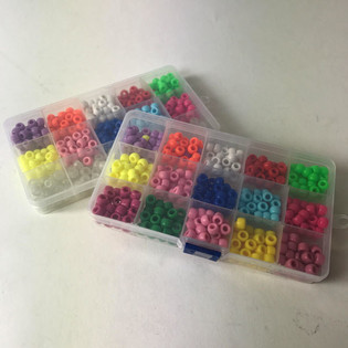 ชุดลูกปัดในกล่องเก็บของ - คละสี (12 ชิ้น)