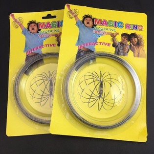 Magic Rings / Flow Rings - ห่วงวิเศษจลน์ 3 มิติ - หลากสี | บนการ์ด (12 ชิ้น)